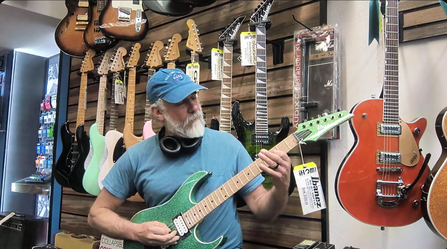 Rev Steve and an Ibanez RG421